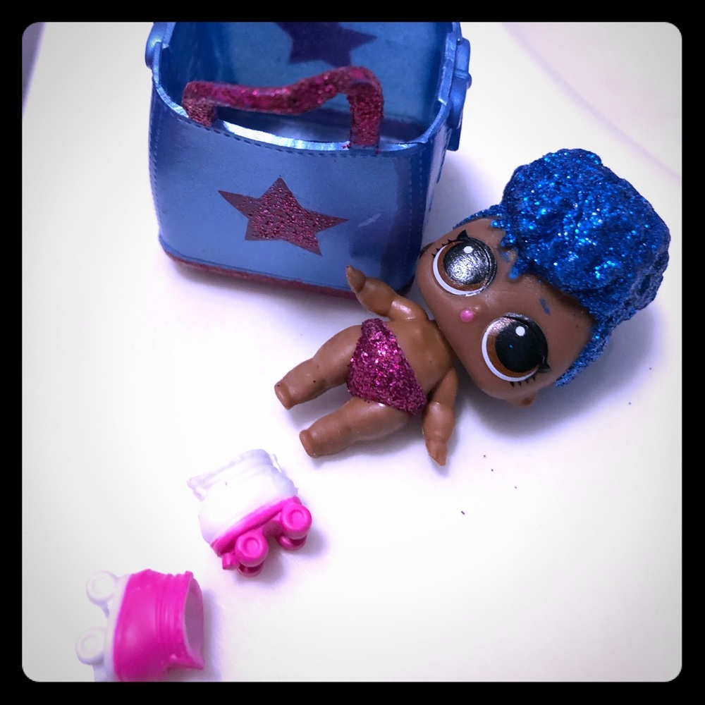 LOL Surprise Lil Sister “Lil Independent Queen”